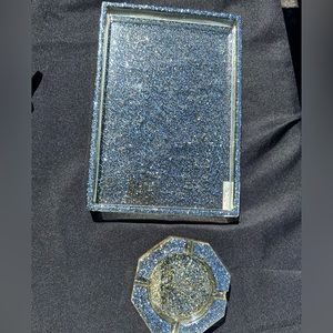 Matching custom resin rolling/ash trays